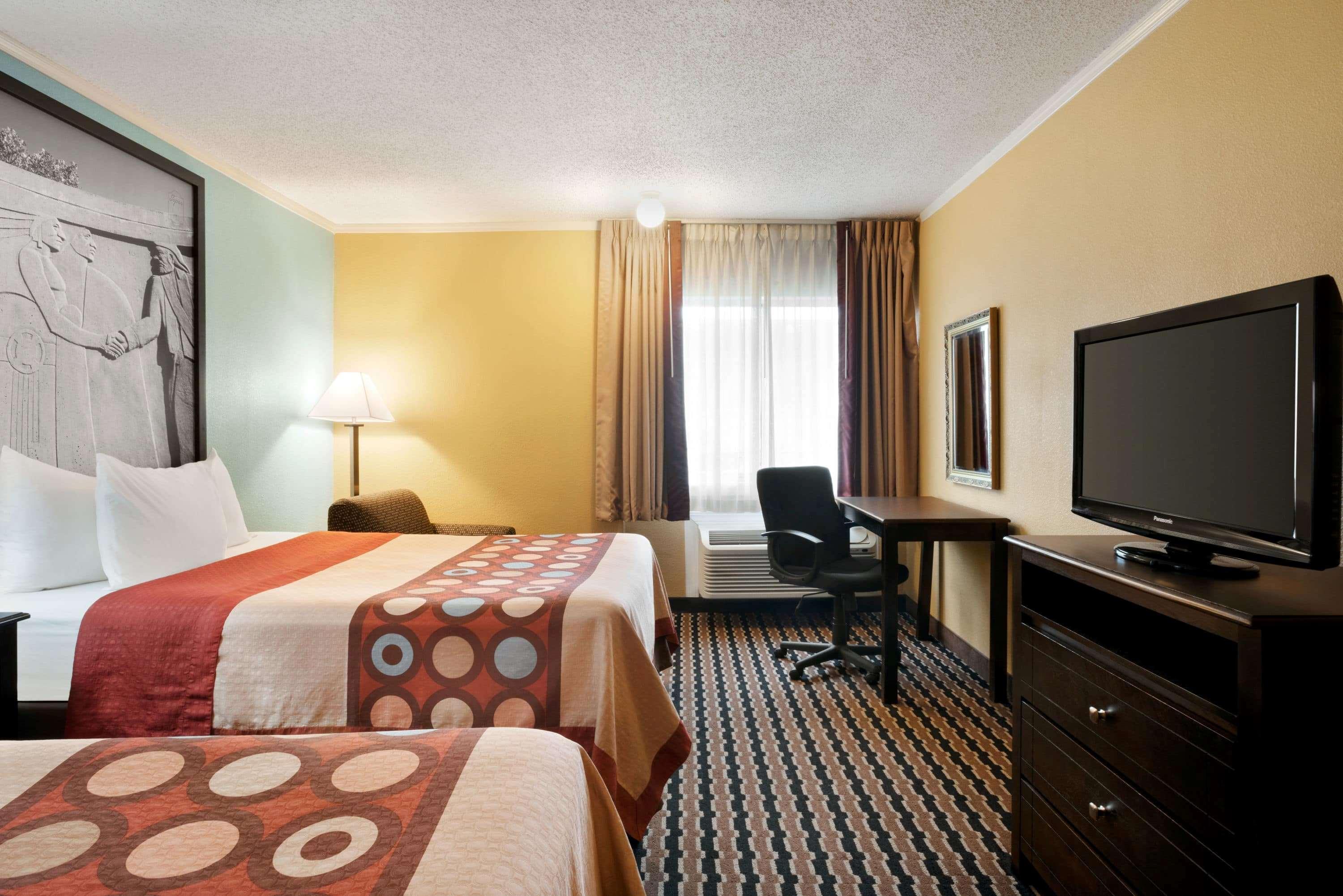 Super 8 By Wyndham Des Moines Hotel Buitenkant foto