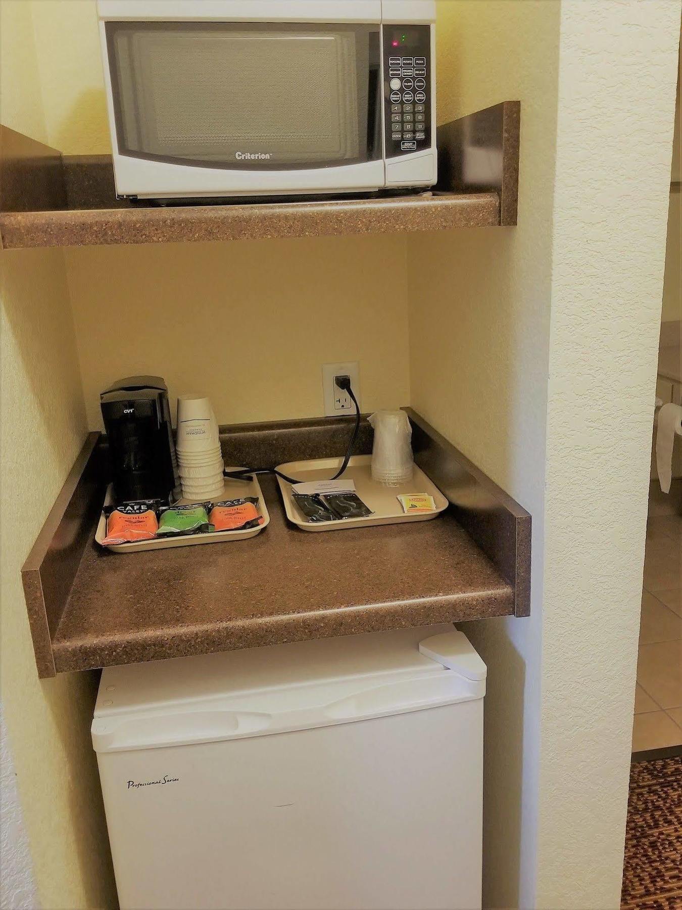 Super 8 By Wyndham Des Moines Hotel Buitenkant foto