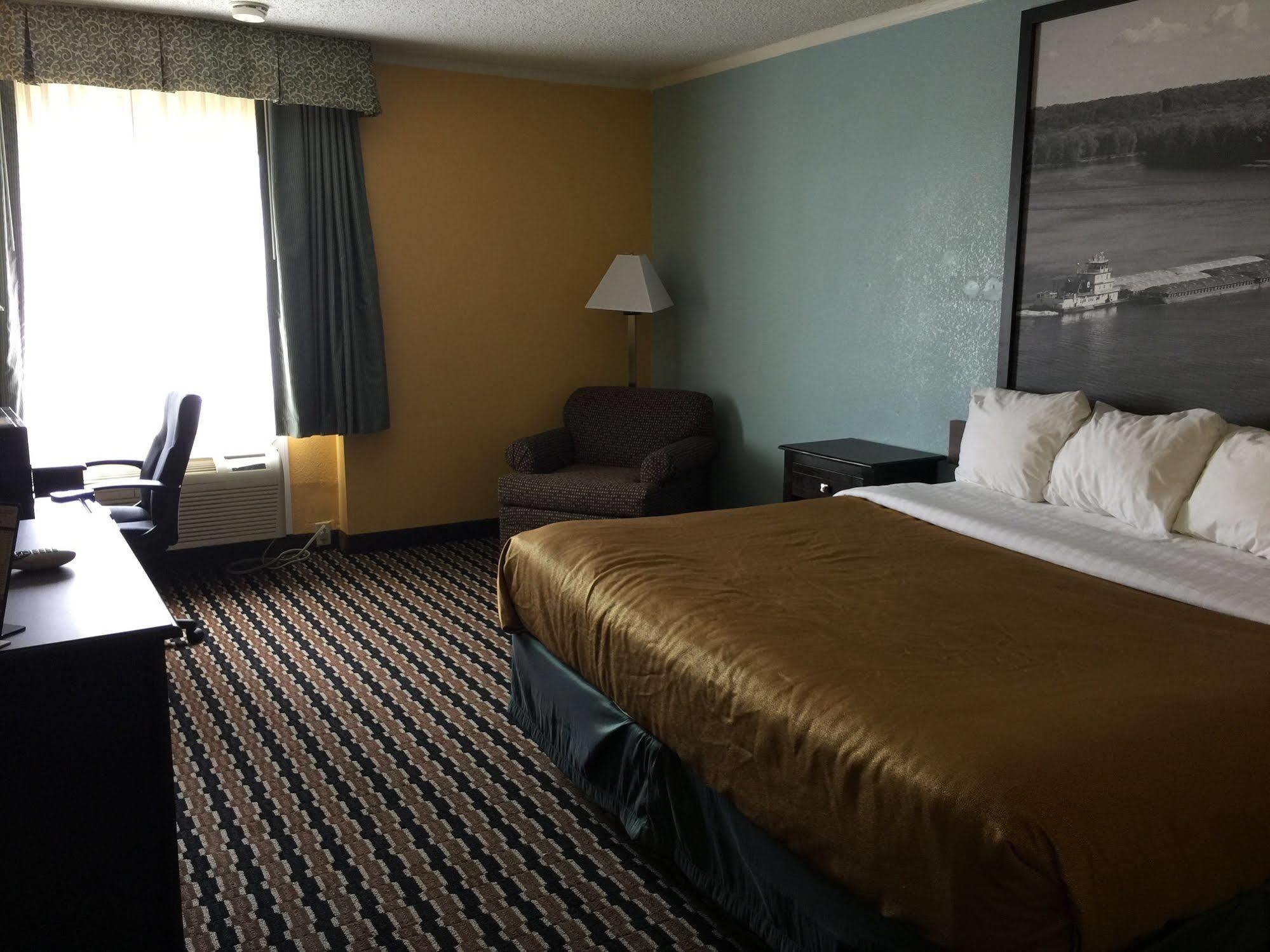 Super 8 By Wyndham Des Moines Hotel Buitenkant foto