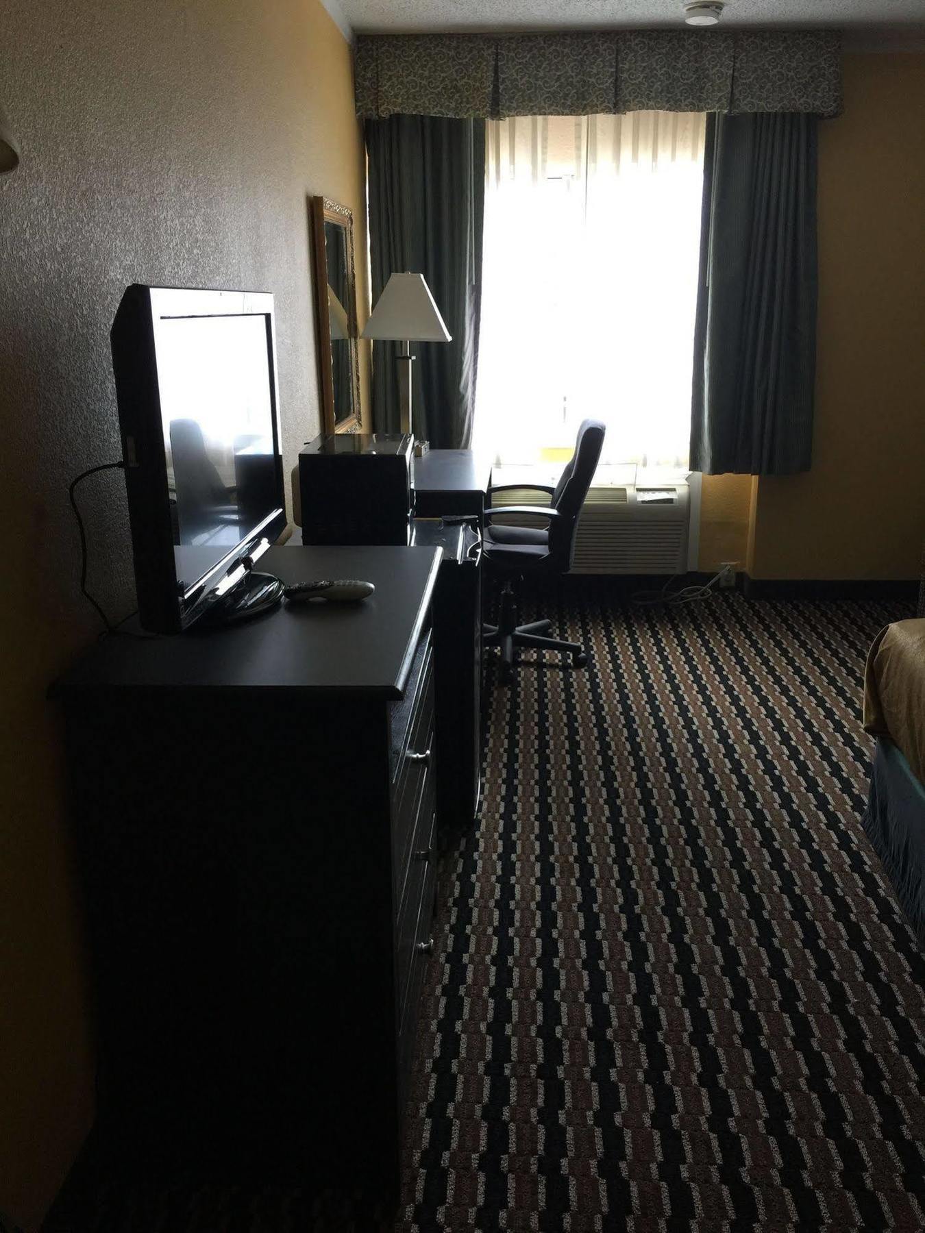 Super 8 By Wyndham Des Moines Hotel Buitenkant foto