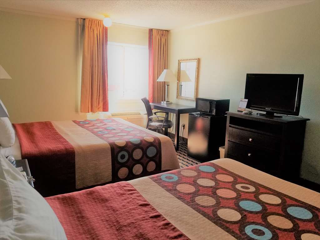 Super 8 By Wyndham Des Moines Hotel Kamer foto