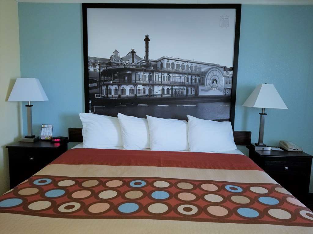 Super 8 By Wyndham Des Moines Hotel Kamer foto